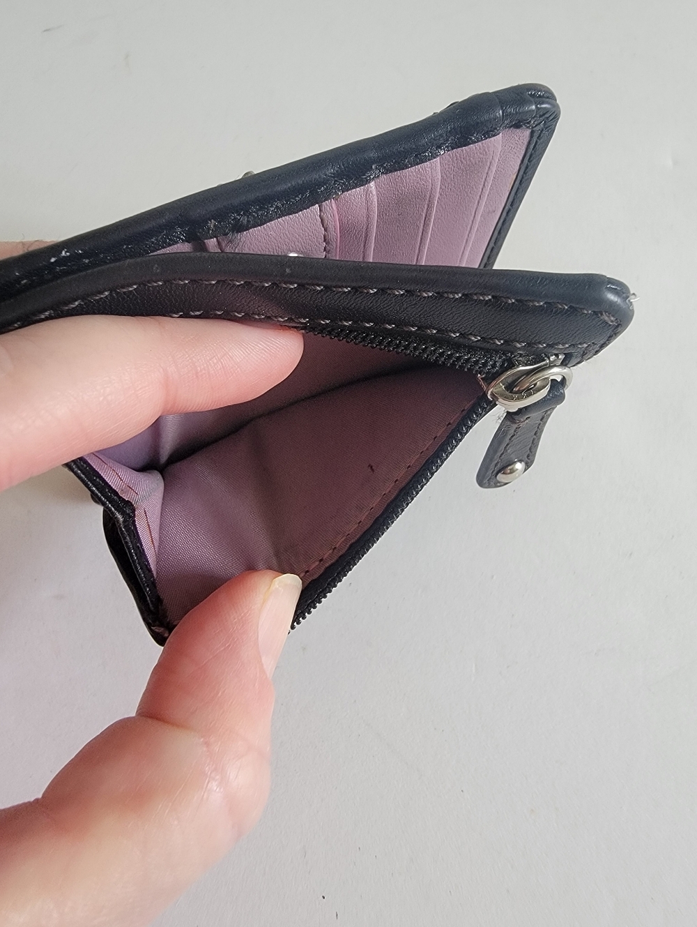 COACH Mini Small Black Leather Bifold Wallet with Horse & Carriage Logo Tiny - Picture 8 of 16
